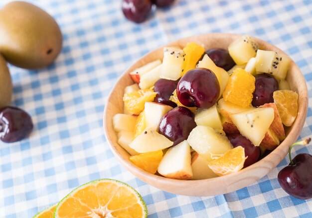 mixed sliced fruit