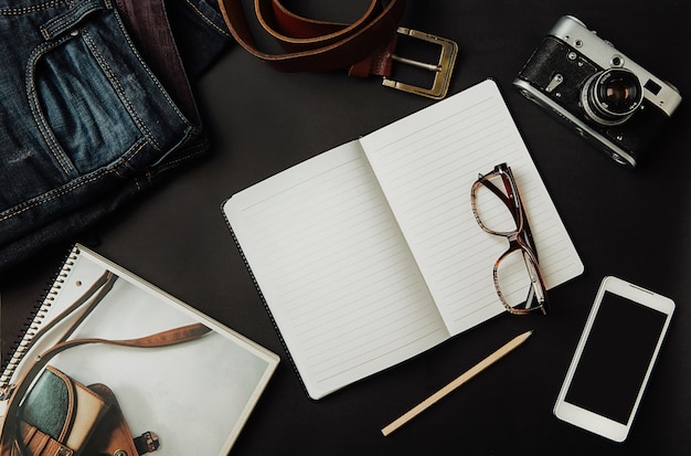 mockup tourist set, jeans, strap, camera, glasses, scratchpad and smartphone