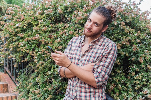 Free photo modern man in garden