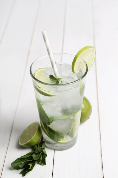 Mojito drink with lime slices