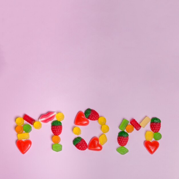 Free photo mom lettering made of sweets