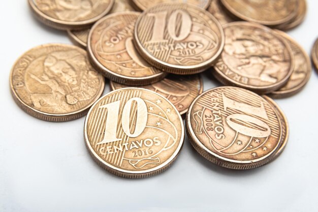 お金-ブラジルの硬貨-10セント