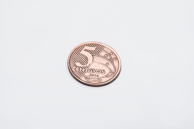 Free photo money - brazilian coins - 5 centavos