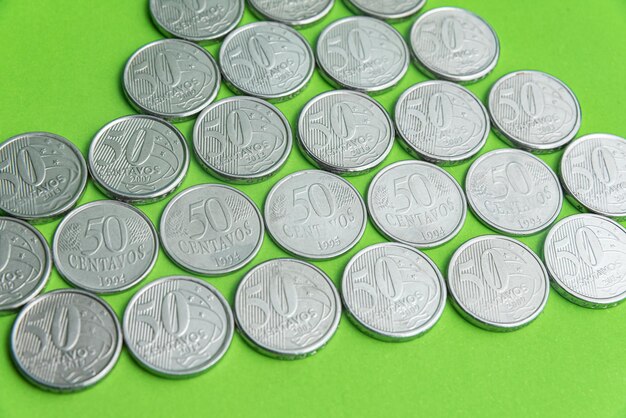 Деньги - Бразильские монеты - 50 сентаво