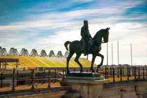 Free photo monument of leopold ii in ostend