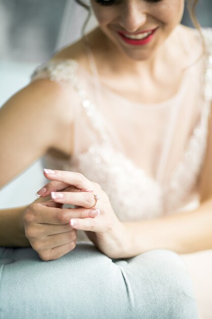 Morning of the bride, preparting for the ceremony