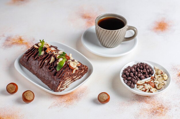 モザイクチョコレートとビスケットケーキ