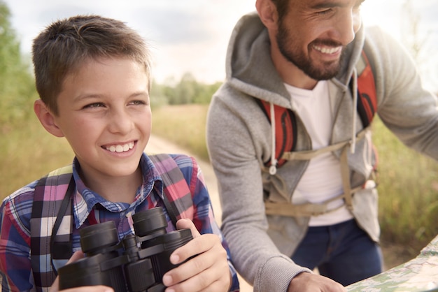 Foto gratuita le avventure più incredibili solo con mio padre