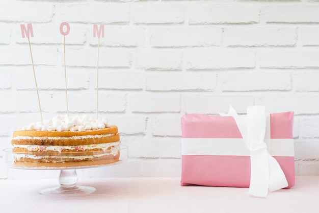 Mother day concept with cake and present box