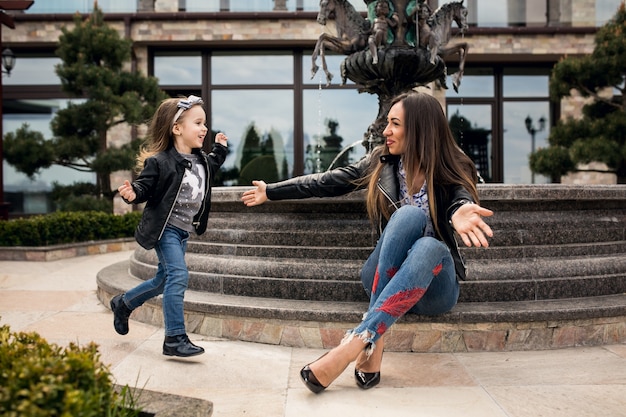 Free photo mother school family woman walking