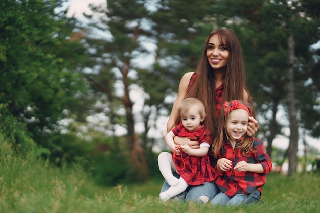 Free photo mother with daughter