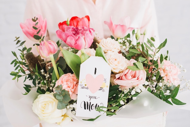 mothers day background with beautiful bouquet