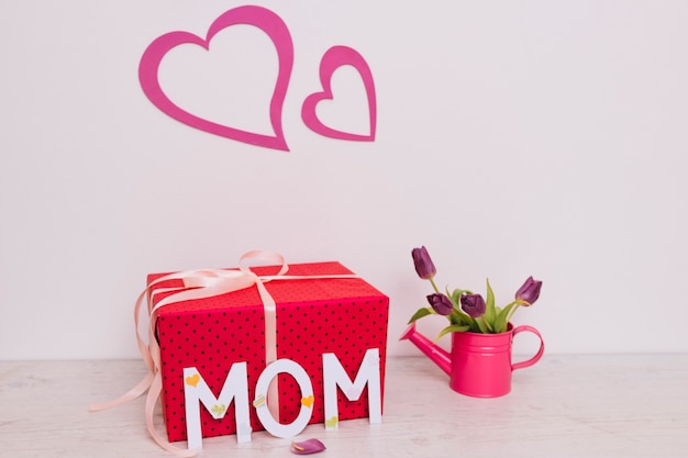 Free photo mothers day composition with present
