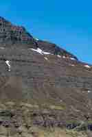 Foto gratuita montagna e cielo seydisfjordur islanda 20 maggio 2023