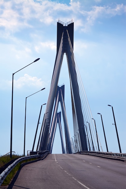 Free photo murom cable bridge through oka