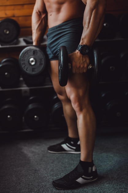 Muscolo del corpo di forma fisica di illuminazione sexy