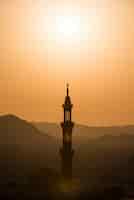 무료 사진 사막에서 이슬람 사원