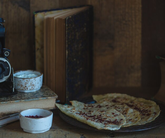 National qutab with sumakh and other spices.