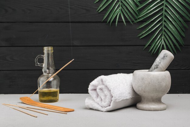 Natural elements for spa with aromatic incense