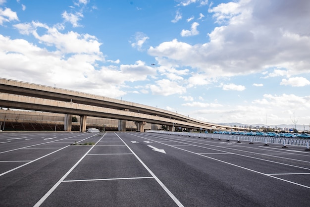 自然の車の塗料駐車場公園