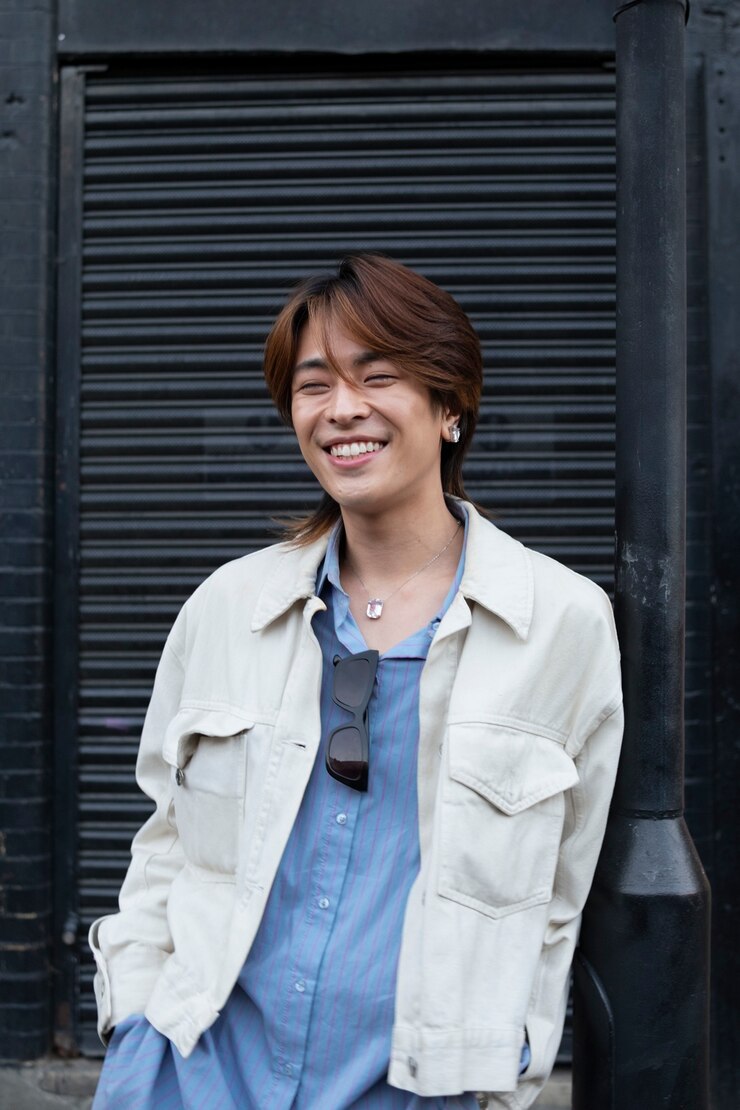 무료 Photo 젊은 성인이 즐기는 동네 생활