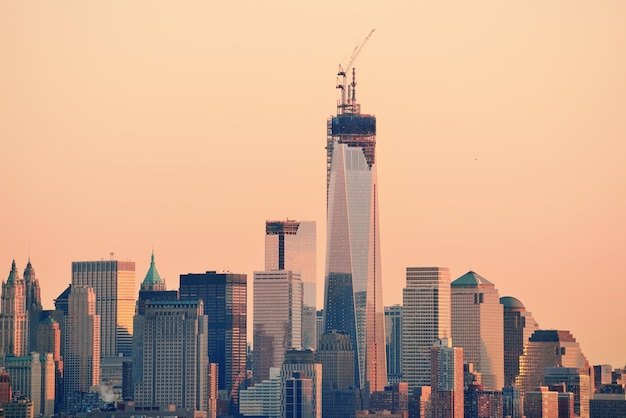 Foto gratuita tramonto del centro di new york city