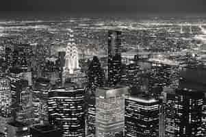 Free photo new york city manhattan skyline aerial view at dusk