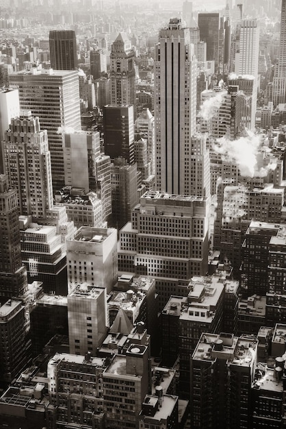 Городской вид на крыше небоскребов Нью-Йорка.