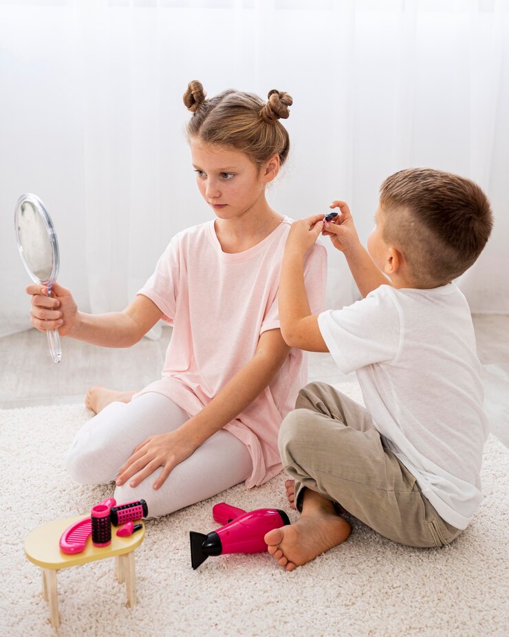 Free Photo non binary kids playing a beauty salon game