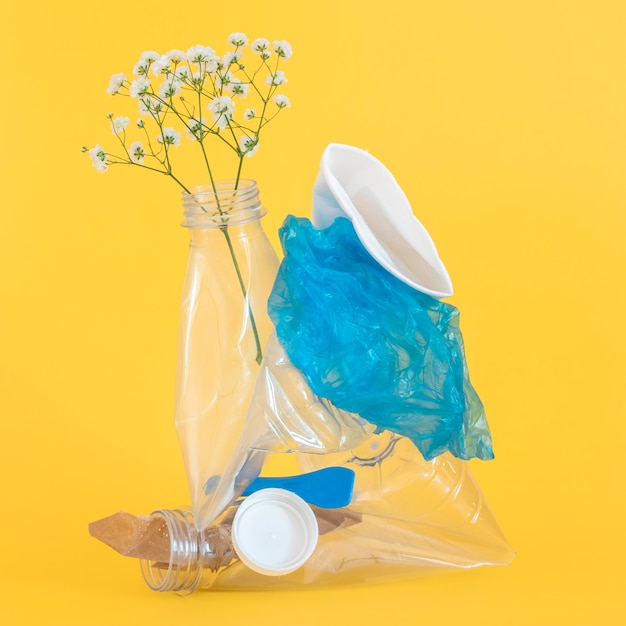 non eco friendly plastic elements