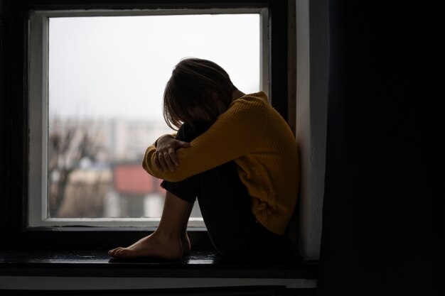 아동 학대의 명백한 이미지