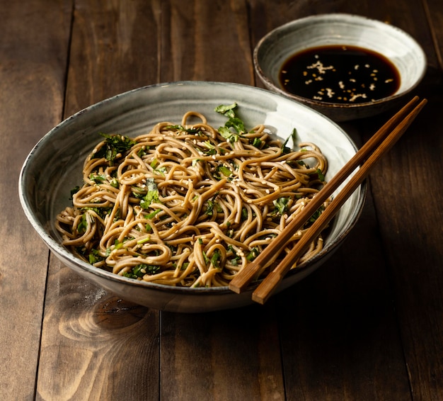 Free photo noodles in a bowl arrangement