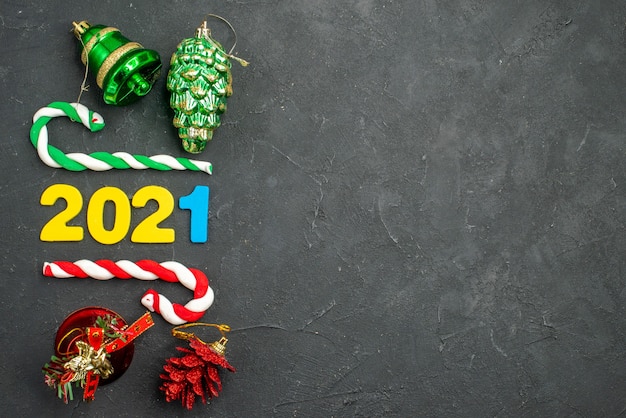 Free photo number 2021 over concrete surface with decoration, new year