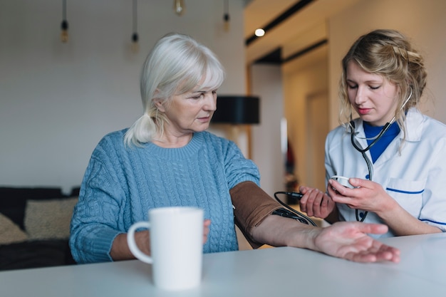 Free photo nursing home concept with stethoscope