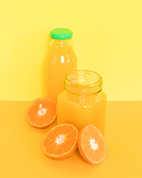 Free photo nutritive orange smoothie