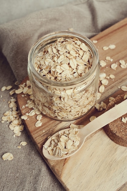 Foto gratuita farina d'avena in un barattolo