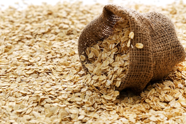 Oats out of a sackcloth