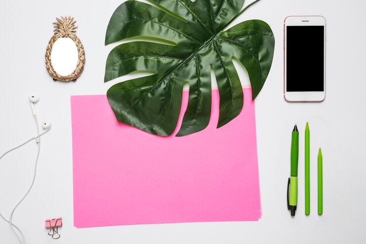 Free Photo office desktop with mobile phone