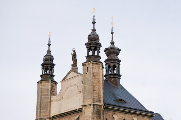 チェコ​共和国​の​古い​教会​。​クトナー・ゴラ