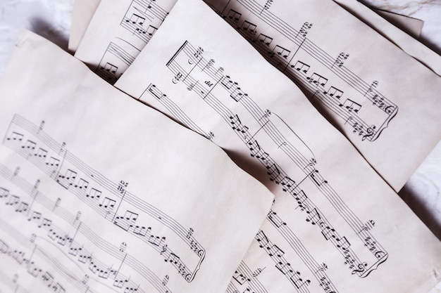 Old music notes