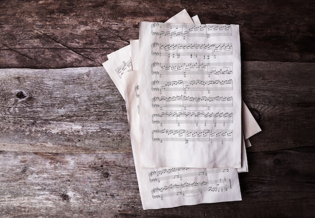 Old music notes