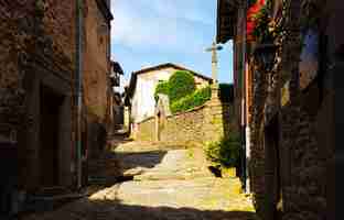 Foto gratuita vecchia strada a rupit. catalogna