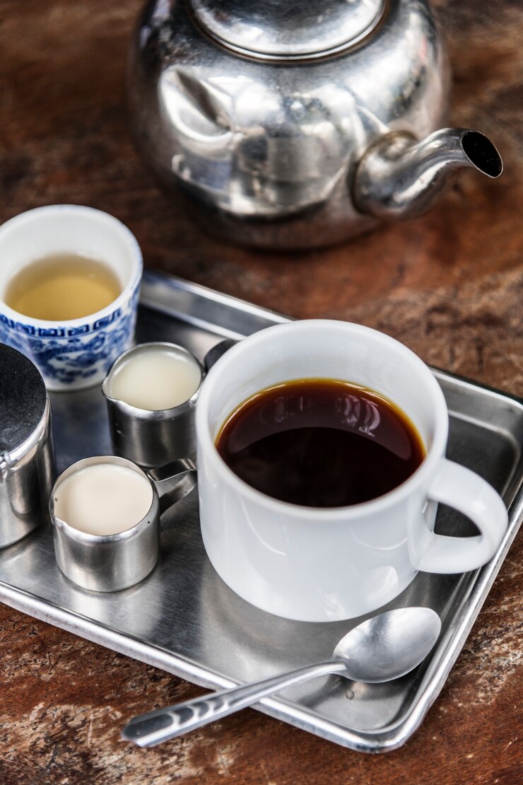 無料Photo 古いスタイルのアジアのコーヒーセット