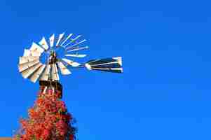 Free photo old vintage windmill