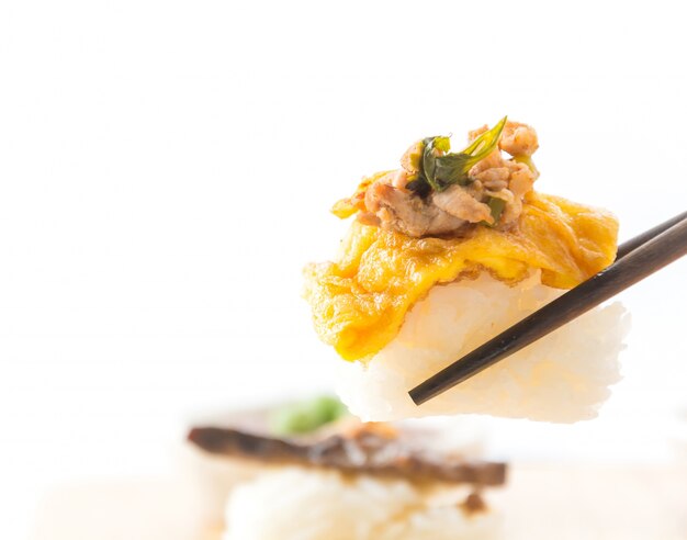 omelet with spicy pork sushi