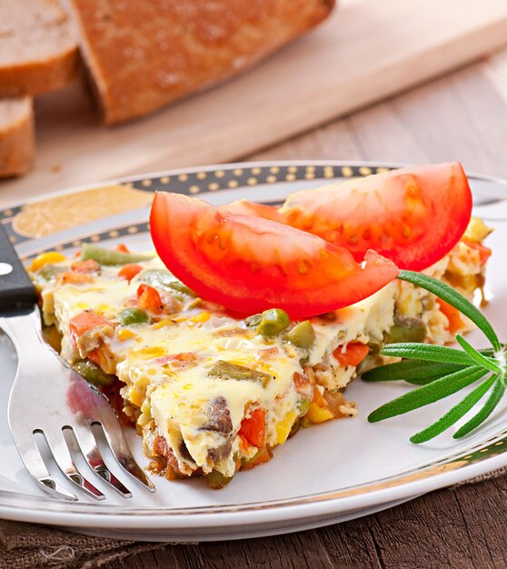 Omelet with vegetables