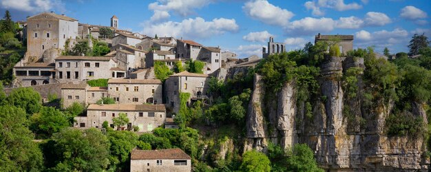 Одна из самых красивых французских деревень Балазук