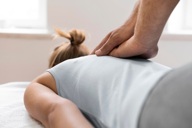 Остеопатический лечебный массаж