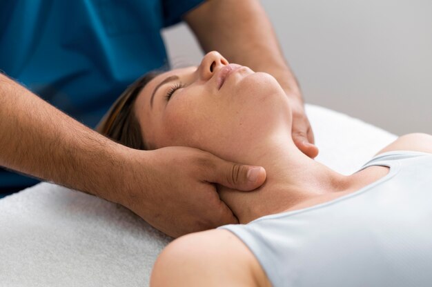 Osteopathy patoient getting tretment massage