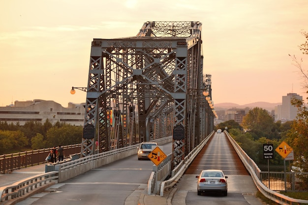 Free photo ottawa alexandra bridge